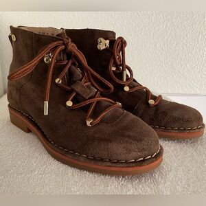 6.5M Hush Puppies Real Suede Leather Boots- Rubber Sole Lace up Brown NWOT